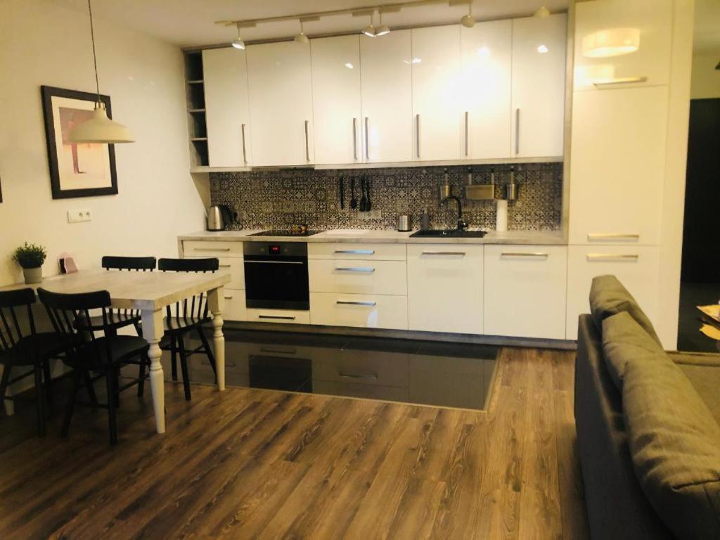 Apartament Nad Wisla Krakau Exterior foto